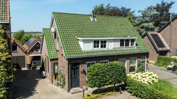 Het huis dat een eigen bar heeft.