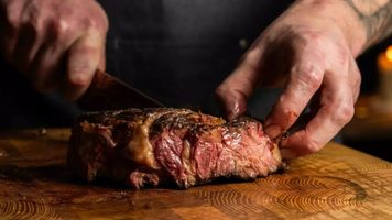 Een steakhouse in Amsterdam, waar jij lekker vlees kan eten