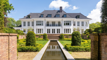 De villa in Aerdenhout (die vanaf nu de duurste woning op Funda is)