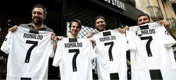 ronaldo shirt juventus MAN MAN