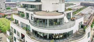 luxe penthouse