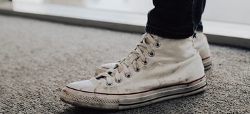 vieze schoenen in de wasmachine wassen