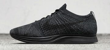 NIke flyknit racer midnight all black man man
