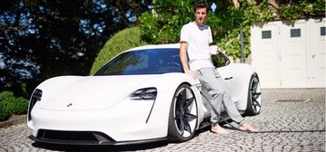 Porsche Mission E MAN-MAN 2