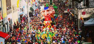je kunt nu een all-inclusive carnavalsvakantie boeken naar Oeteldonk MAN-MAN