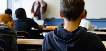 wat is het salaris van leerkracht basisschool 2023 lerarentekort