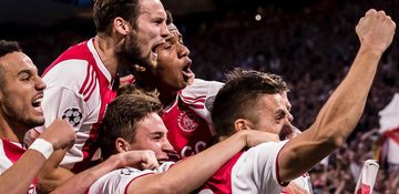 ajax benfica champions league MAN MAN