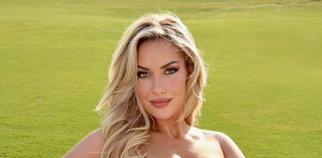 paige spiranac zonder kleren golfballen