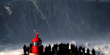 hoogste golf ooit surfen MAN MAN
