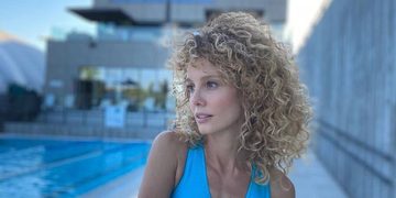 Esther Acebo La Casa de Papel Topless foto