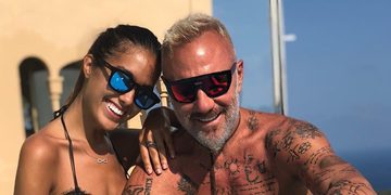 Gianluca Vacchi vriendin vader worden Italiaanse Dan Bilzerian