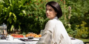 behind her eyes netflix serie