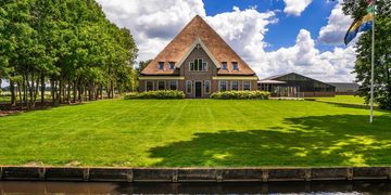 miljoenenwoonboerderij