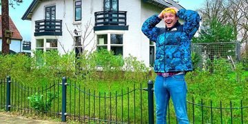 Enzo Knol koopt villa