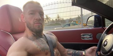 auto's van Conor McGregor (1)