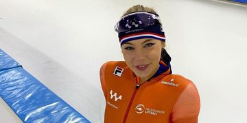 jUTTA lEERDAM BIKINI INSTAGRAM FOTO