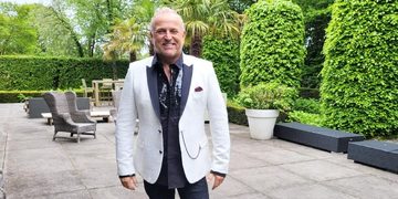 Gordon koopt nieuw luxe penthouse Amsterdam
