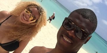 vriendin Denzel Dumfries