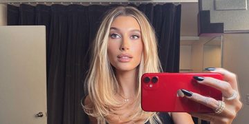 Hailey Bieber Instagram Victoria's Secret