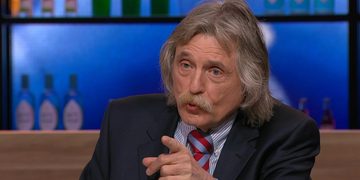 Nieuwe salaris van Johan Derksen VI Vandaag