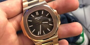 prijs patek philippe nautilus 5711 1R waarde