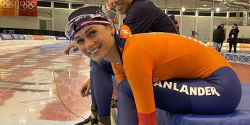 Schaatspakken irene schouten jutta leerdam en ireen wust7