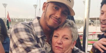 lewis hamilton verandert achternaam Larbalestier