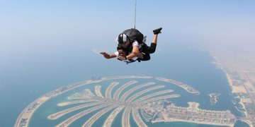 mooiste plekken ter wereld skydiven parachutespringen