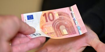 hoeveel verdienen salaris per opleidingsniveau