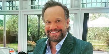 Carlo Boszhard legt miljoenen neer en koopt prachtige villa