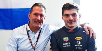 Prijzengeld max verstappen inkomsten geld salaris bonus 2022 formule 1