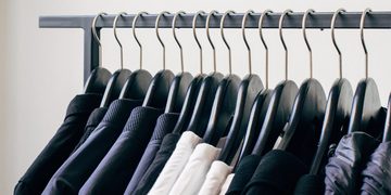 waarom nieuwe kleding wassen na aankoop
