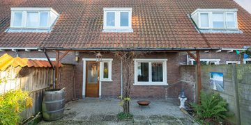 danny vera koopt woning in middelburg huis