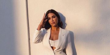 de uitdagende foto van Yolanthe Cabau