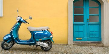 stijlvol op scooter helm 2023