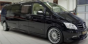 Mercedes limousine