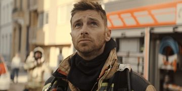 onder vuur serie netflix vlaams