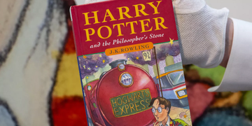 Eerste editie Harry Potter boek levert megabedrag op