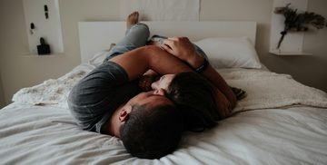 lofkink vrouwen goed op in bed