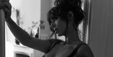 Gwen van Poorten shoot FHM