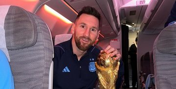 lionel messi cadeau hoesje goud team argentinie wk 2022