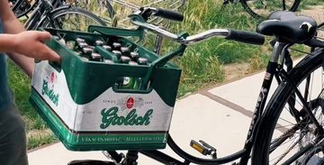 Krathaak bierkratje op fiets houder