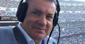 salaris voetbalcommentator