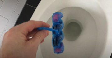 toiletblokje ophangen in wc hoe methode lifehack