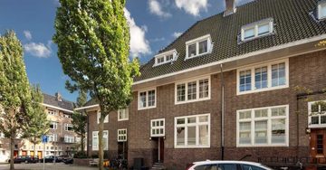 Te koop: Tom Egbers wil dik verdienen aan deze Amsterdamse woning