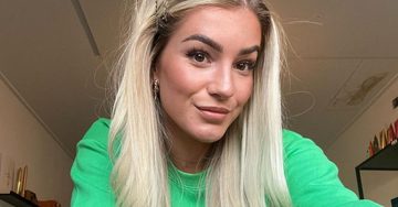 Karen Smit the bachelor instagram
