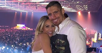 Rico Verhoeven nieuwe auto vriendin Naomy van Beem