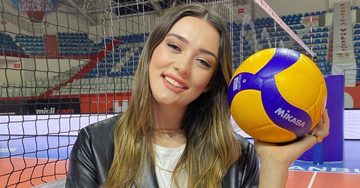 volleybalster zehra g&uuml;nes instagram