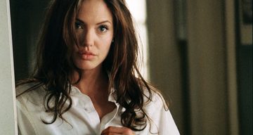 angelina jolie versierde brad pitt
