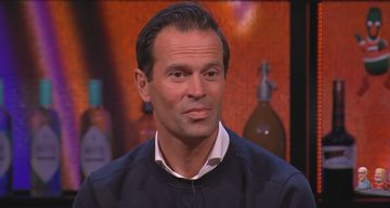 Bas Nijhuis verdient hoeveel scheidsrechter salaris